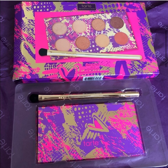 NIB Tarte Dare To Live Eye Set Eyeshadow Make Up - Picture 6 of 15